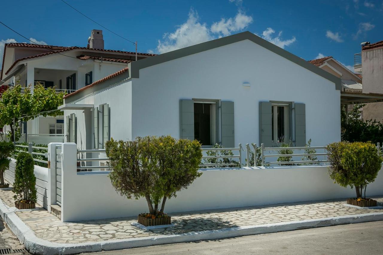 Olvio Living By The Sea Villa Sami  Exteriör bild
