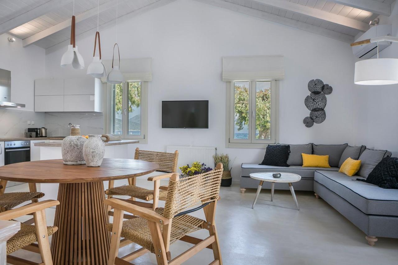 Olvio Living By The Sea Villa Sami  Exteriör bild